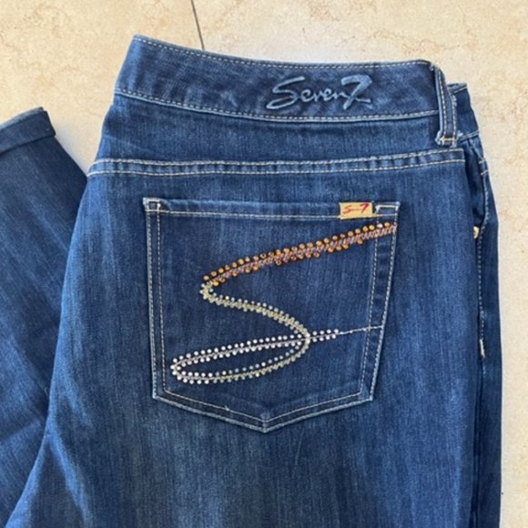 Seven 7 Lux - Picture 2 of 2